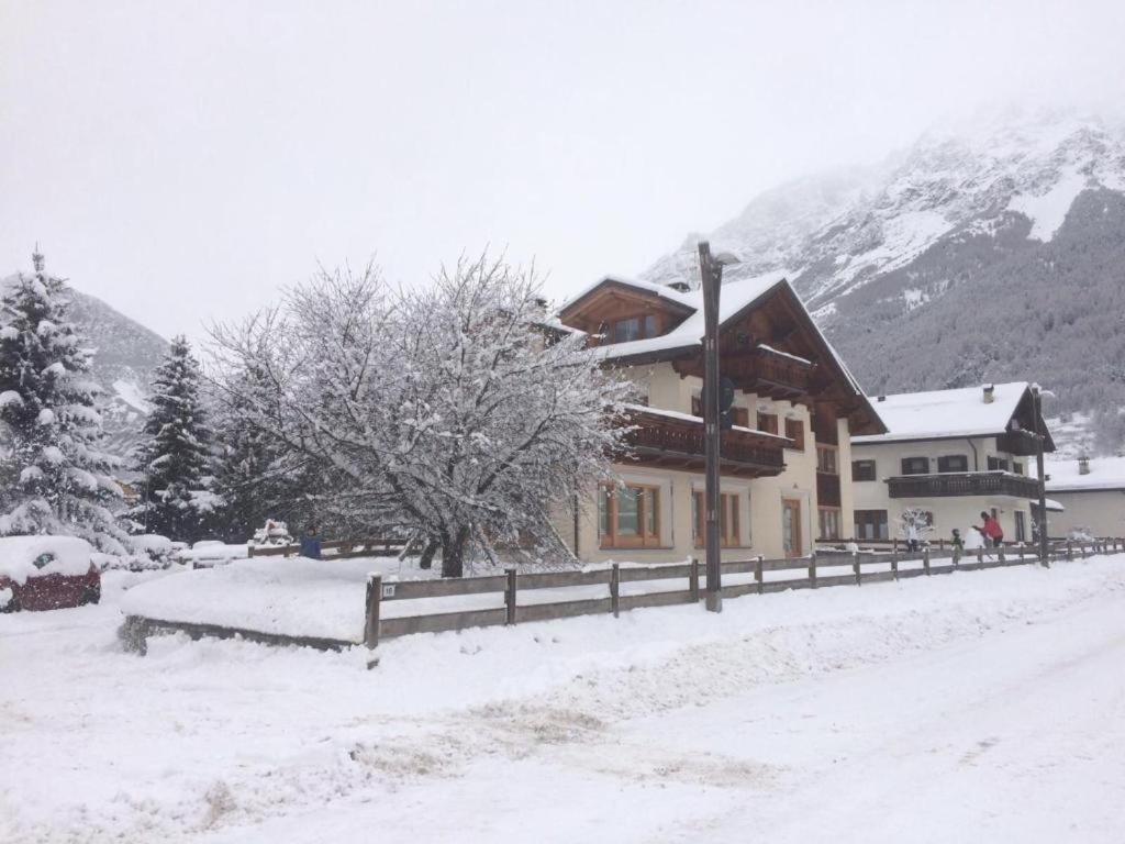 Casa Caste Villa Bormio Buitenkant foto